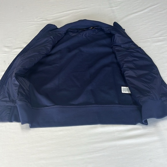 Polo Ralph Lauren’s Quilted Hybrid Vest crafted with recycled polyester-nylon - Picture 9 of 16